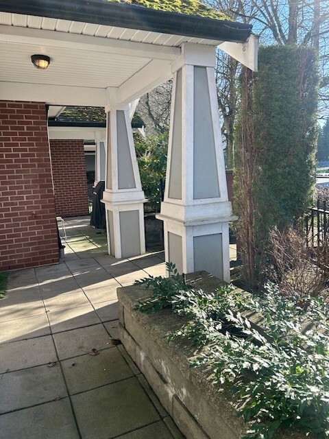 property at 13239-13239 Old Yale Rd