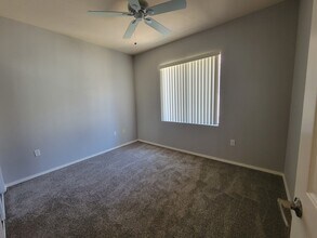 18416 Cave Creek Road, Unit 3017 in Phoenix, AZ - Foto de edificio - Building Photo