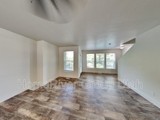 713 Kirkbride Ave in South Salt Lake, UT - Building Photo - Building Photo
