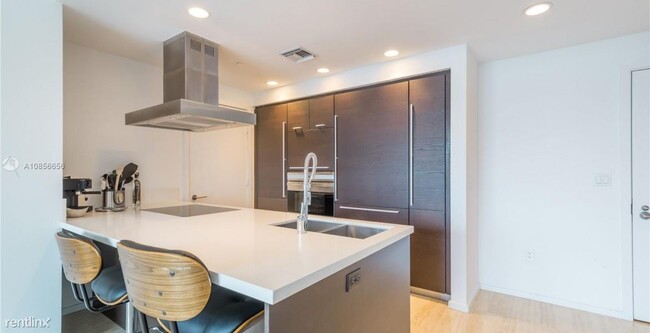 1445 16th St in Miami Beach, FL - Building Photo - Building Photo