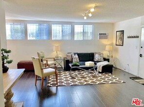 1152 N Ogden Dr in West Hollywood, CA - Building Photo - Building Photo
