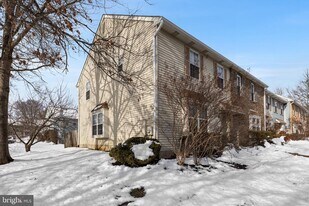 101 Camber Ln in Mount Laurel, NJ - Building Photo