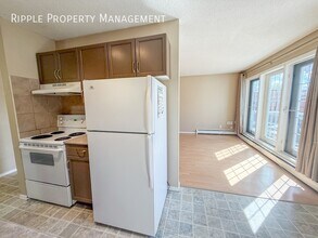 10815-10883 83 Ave NW in Edmonton, AB - Building Photo - Building Photo