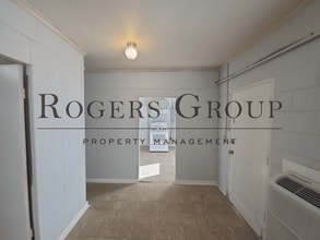 725 Epsom Rd in Henderson, NC - Building Photo - Building Photo