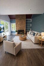 3349 Beacon St in North Chicago, IL - Building Photo - Building Photo