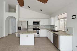 4223 E Wildcat Dr in Cave Creek, AZ - Building Photo - Building Photo