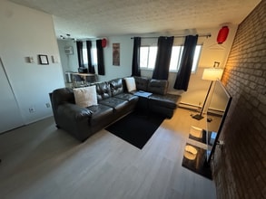 2777 Blue Rock Rd, Unit 3 in Cincinnati, OH - Foto de edificio - Building Photo