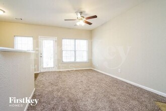 7128 Brookview Way in Riverdale, GA - Building Photo - Building Photo