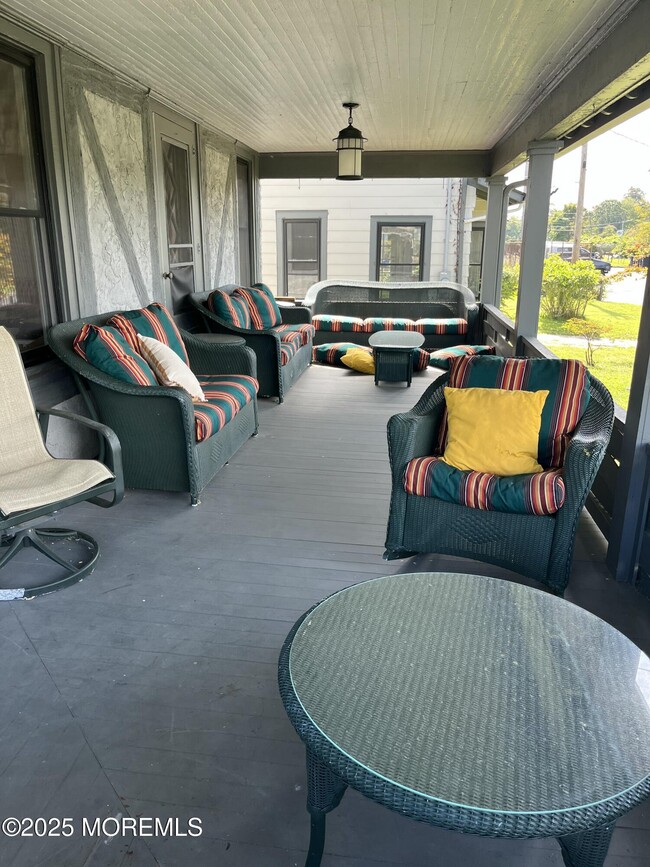 404 Lake Dr in Allenhurst, NJ - Building Photo - Building Photo