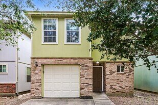 4939 S Cancun in Houston, TX - Building Photo