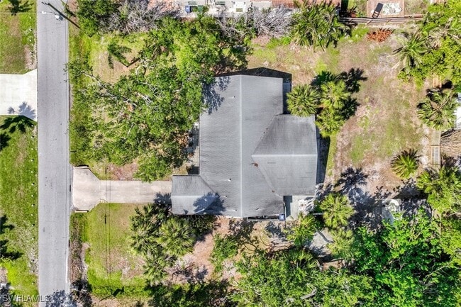 property at 413 Pameto Rd