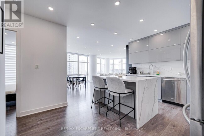 property at 35 Mariner Terrace