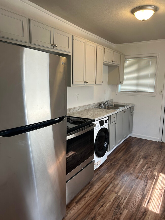 property at 2113 23rd St N