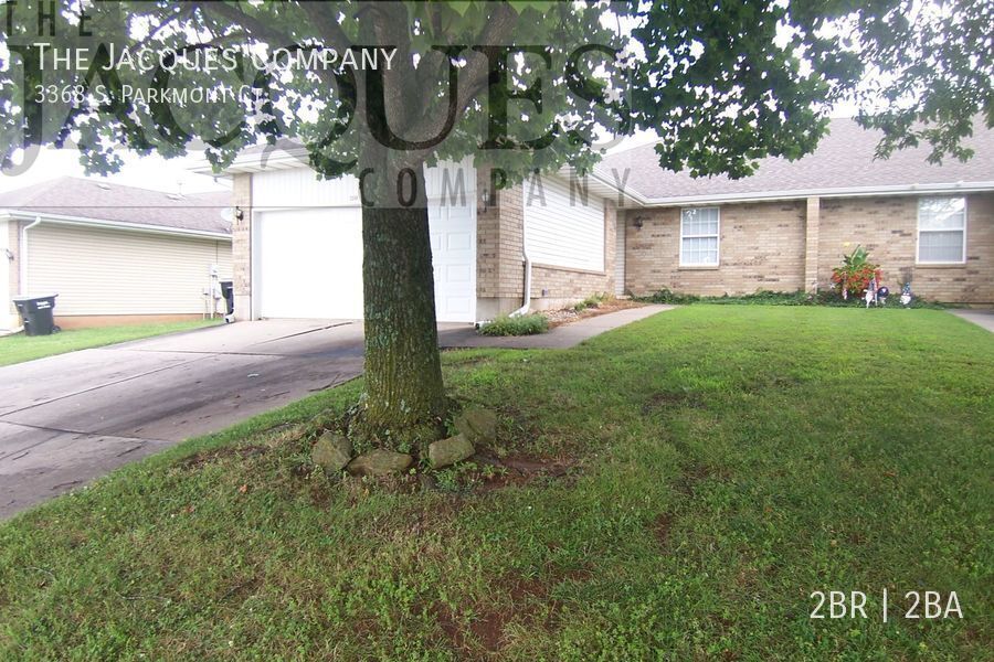 3368 S Parkmont Ct in Springfield, MO - Foto de edificio