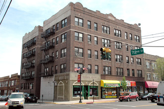 7120-7126 Bergenline Ave in North Bergen, NJ - Building Photo - Building Photo