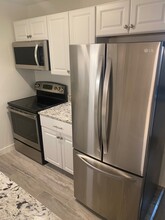2227 Canyon Blvd, Unit 307 in Boulder, CO - Building Photo - Building Photo
