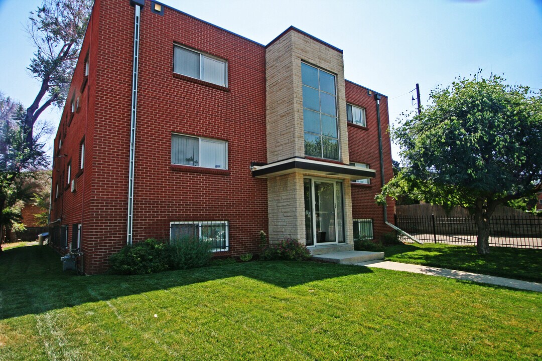 Peoria Gate Apartments in Aurora, CO - Building Photo