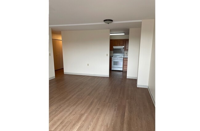 property at 5 Green St