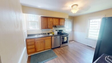 2609 Grand St in Williamsport, PA - Building Photo - Building Photo