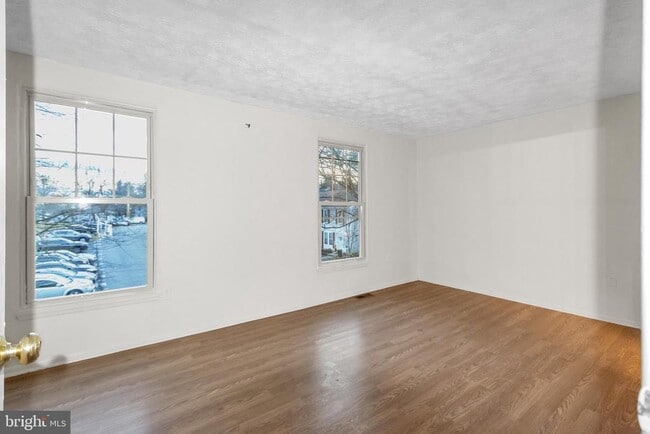 property at 4327 Rockport Ln