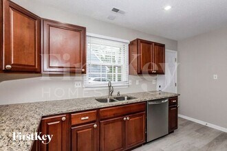 6806 San Luis Ln in Charlotte, NC - Building Photo - Building Photo