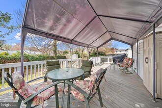 114 Charles St in Rockville, MD - Building Photo - Building Photo