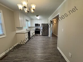 207 E Texas Ave in Bessemer City, NC - Building Photo - Building Photo