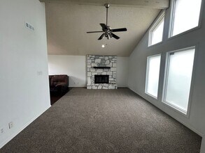 9058 E 94th St in Tulsa, OK - Building Photo - Building Photo