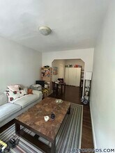 114 Willow St in Cambridge, MA - Building Photo - Building Photo