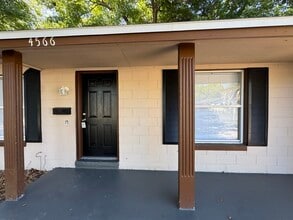 4566 Chateau Rd in Orlando, FL - Building Photo - Building Photo