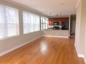 4300 N Kedzie Ave in Chicago, IL - Building Photo - Building Photo