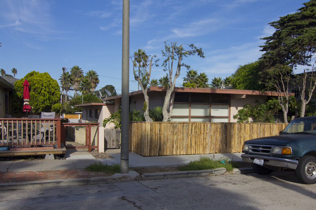 Ocean Beach Cottages in San Diego, CA - Building Photo