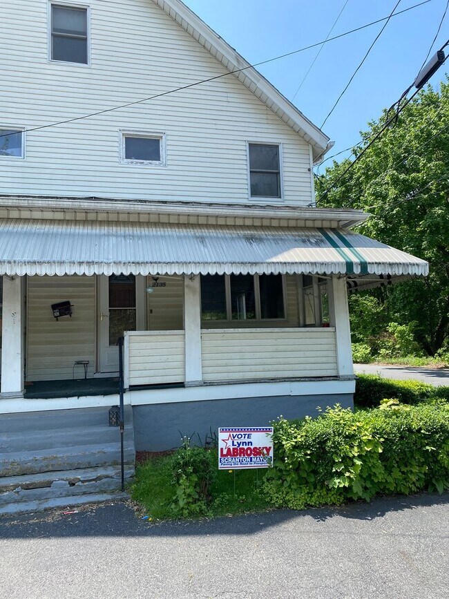 property at 2133-2135 Jackson St
