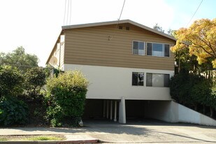 1640 Hearst Ave in Berkeley, CA - Building Photo
