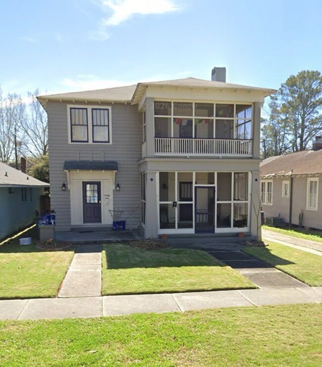 property at 1938 Oleander St