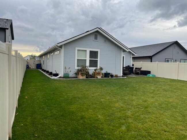 17906 Hensley Ridge Pl in Nampa, ID - Building Photo - Building Photo