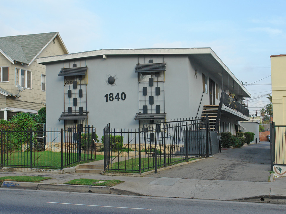 1840 Arlington Ave in Los Angeles, CA - Foto de edificio