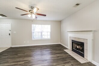 1833 Cagney St in Charlotte, NC - Building Photo - Building Photo