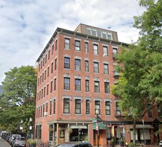 475 Shawmut Ave, Unit 6 in Boston, MA - Building Photo