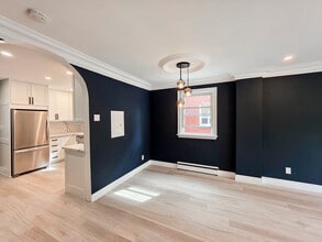 385 Mary St N in Oshawa, ON - Building Photo - Building Photo