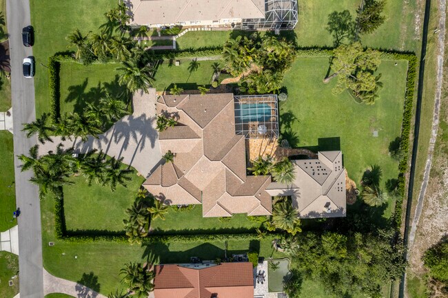 9212 Perth Rd in Wellington, FL - Building Photo - Building Photo