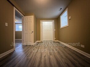 7349 S Emerald Ave in Chicago, IL - Building Photo - Building Photo