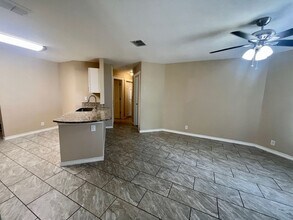 5426 Vista Run Dr in San Antonio, TX - Building Photo - Building Photo
