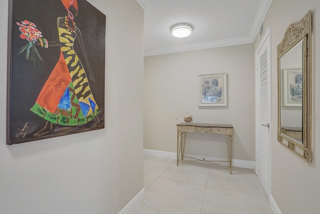 250 John F Kennedy Dr in Atlantis, FL - Building Photo - Building Photo