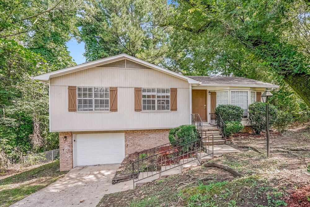 5064 Darlene Dr in Pinson, AL - Building Photo