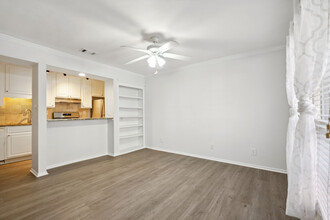 6800 Glenridge Dr in Sandy Springs, GA - Building Photo - Building Photo