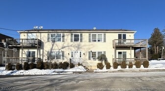 3 Prospect St in Mount Arlington, NJ - Building Photo