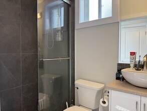2040 E 47th Ave in Vancouver, BC - Building Photo - Building Photo