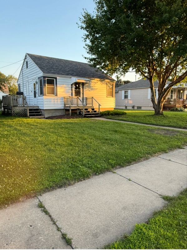 property at 817 E Water St