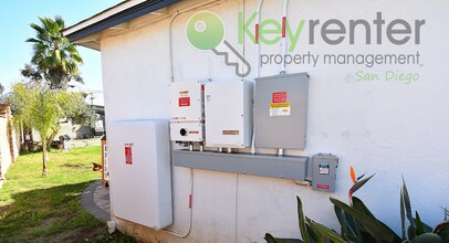 2877 Burgener Blvd in San Diego, CA - Building Photo - Building Photo